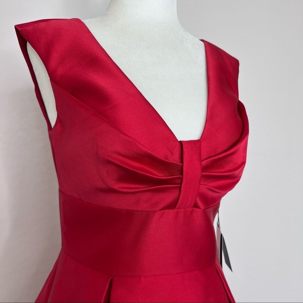 NWT ADRIANNA PAPELL 'Mikado' Sleeveless Hi-Low Maxi Dress. Size 2 - Picture 5 of 14